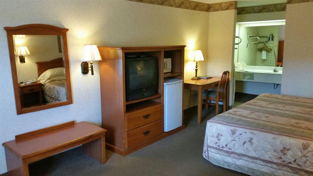 Super 8 By Wyndham Paragould Экстерьер фото